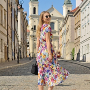 Elegancka sukienka Natalia – kolorowa łąka
