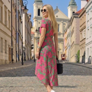 Elegancka sukienka Natalia – kwiatowy ogród